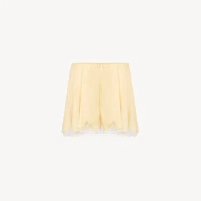 Chloé Short Fluide En Satin De Soie Lavé Et Dentelle In Yellow