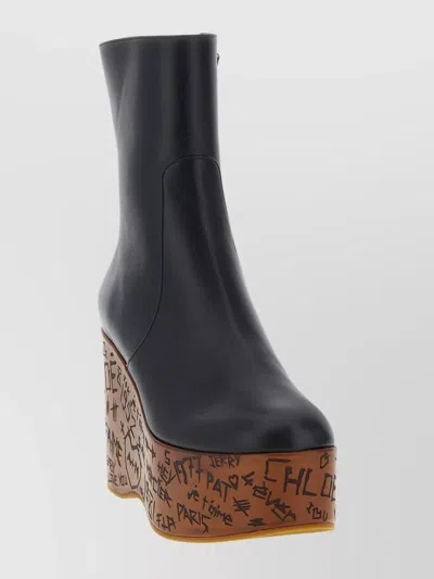 CHLOÉ GRAPHIC PRINT ANKLE BOOTS WITH PLATFORM SOLE