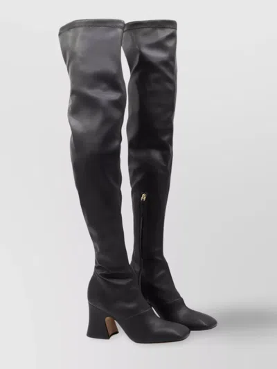 Chloé Heeled Knee-length Pointed Toe Boots In Black