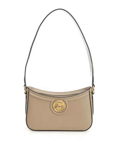 Chloé Horse Medal Grained Leather Shoulder Bag In Brown