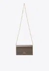 Chloé Iconic Logo Leather Chain Clutch In Gray
