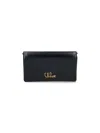 Chloé Logo Shoulder Bag With Chain Detail And Magnetic Closure In Black