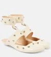 Chloé Jade Studded Leather Mules In Weiss