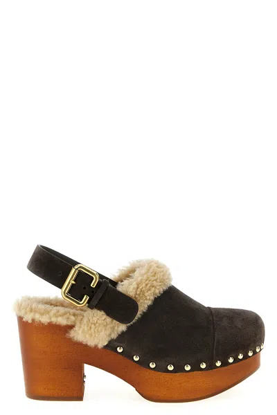 Chloé Jeannette Clogs In Brown