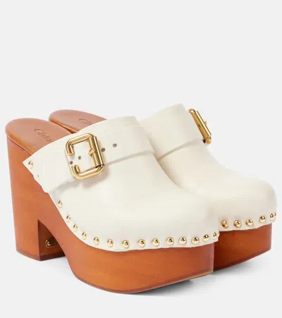 Chloé Jeannette Studded Leather Clogs In White