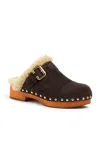 Chloé Jeannette Embellished Shearling-lined Suede Clogs In Multi