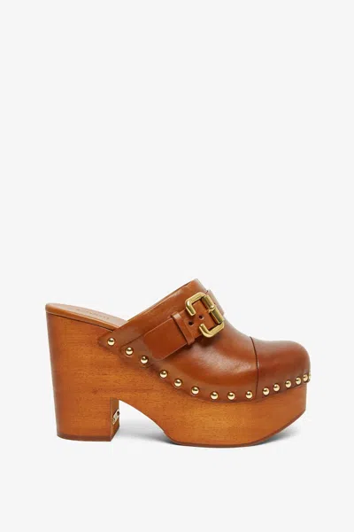 Chloé Jeannette Tan Clogs In Brown