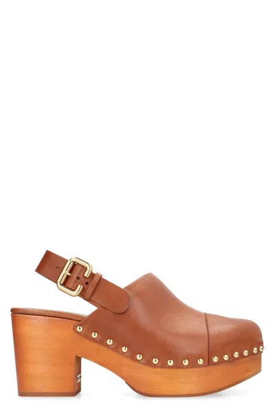 Chloé Chunky Heel Stud Embellishments Wooden Platform Pumps In Ginger Brown