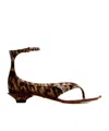 Chloé Jelly Flip-flop Sandals Tropical Print Shell Heel In Brown