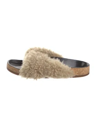 Pre-owned Chloé Kerenn Shearling Slides In Neutral