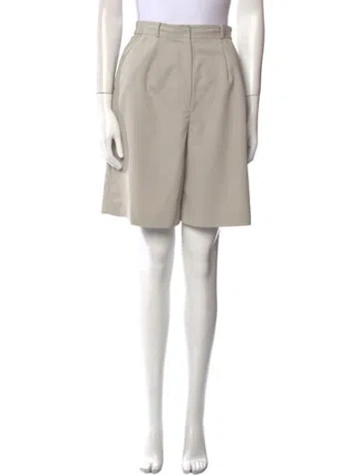 Pre-owned Chloé Knee-length Shorts In Neutral