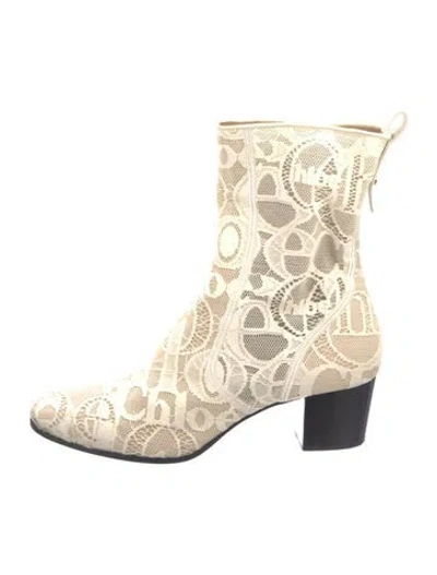 Pre-owned Chloé Lace Lace Pattern Boots In Neutral