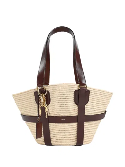 Chloé Large Kerala 25 Charm-detail Shoulder Bag In White