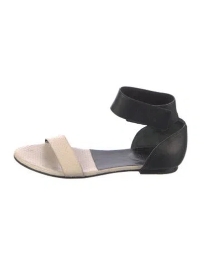 Pre-owned Chloé Leather Animal Print Sandals In Black