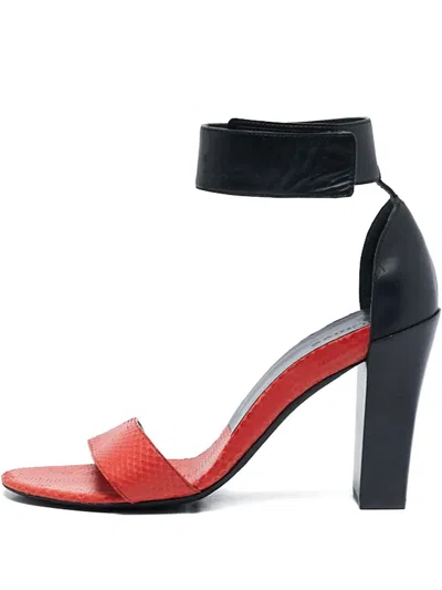 Pre-owned Chloé Leather Ankle-strap Sandals In Red