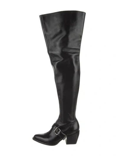 Pre-owned Chloé Leather Boots In Black