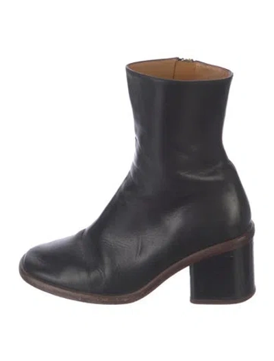 Pre-owned Chloé Leather Boots In Black