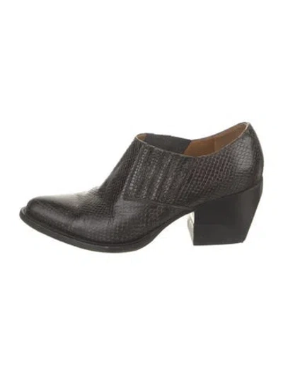 Pre-owned Chloé Leather Boots In Black