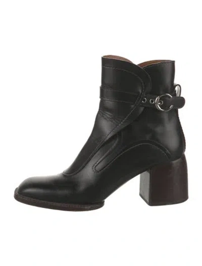 Pre-owned Chloé Leather Boots In Black