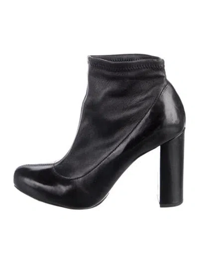 Pre-owned Chloé Leather Boots In Black