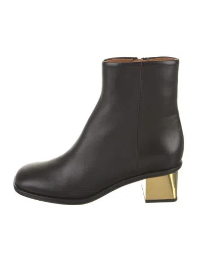 Pre-owned Chloé Leather Boots In Black