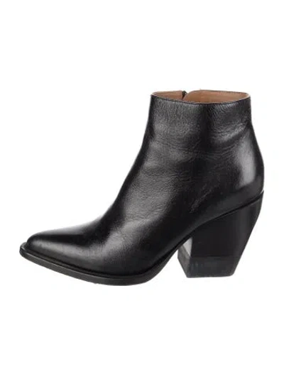 Pre-owned Chloé Leather Boots In Black