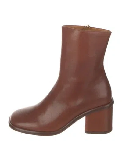 Pre-owned Chloé Leather Boots In Brown