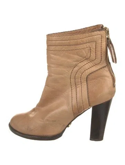 Pre-owned Chloé Leather Boots In Neutral