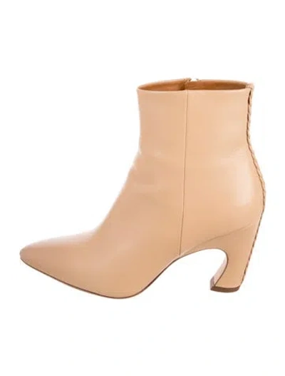 Pre-owned Chloé Leather Boots In Neutral