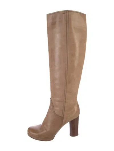 Pre-owned Chloé Leather Boots In Neutral