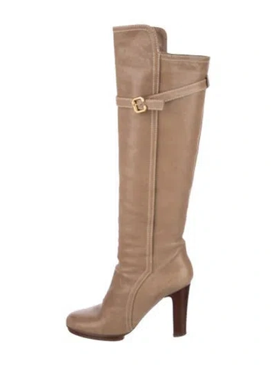 Pre-owned Chloé Leather Boots In Neutral