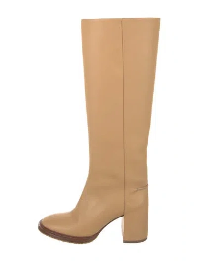 Pre-owned Chloé Leather Boots In Neutral