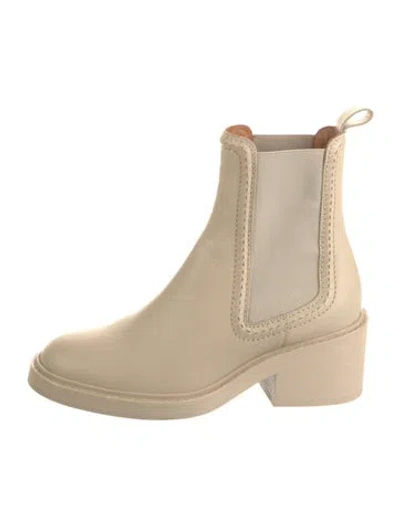 Pre-owned Chloé Leather Chelsea Boots In Neutral