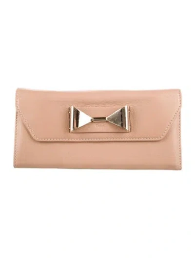 Pre-owned Chloé Leather Continental Wallet In Neutral