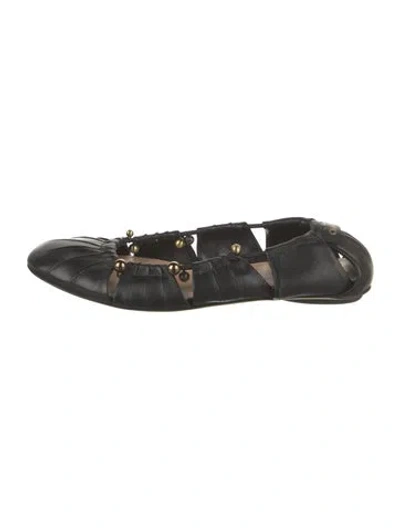 Pre-owned Chloé Leather Cutout Accent Ballet Flats In Black