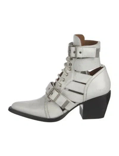 Pre-owned Chloé Leather Cutout Accent Lace-up Boots In White