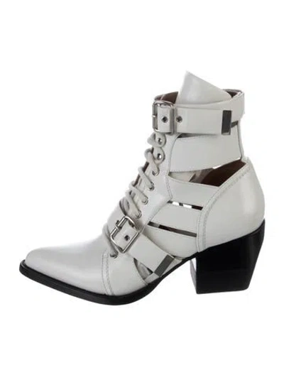 Pre-owned Chloé Leather Cutout Accent Lace-up Boots In White