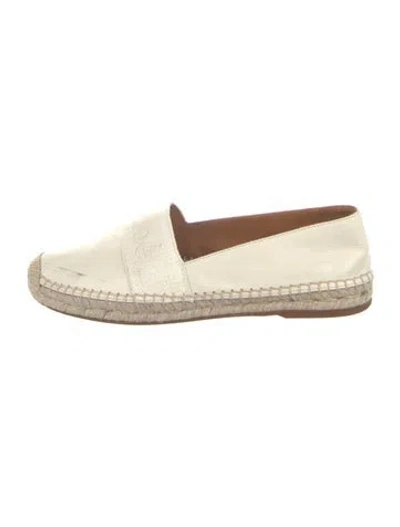 Pre-owned Chloé Leather Espadrilles In Neutral
