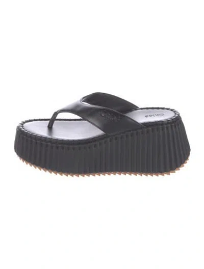 Pre-owned Chloé Leather Flip Flops In Black