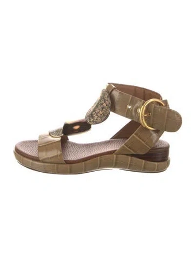 Pre-owned Chloé Leather Gladiator Sandals In Neutral