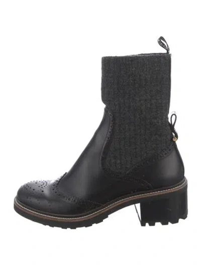 Pre-owned Chloé Leather Lasercut Accents Boots In Black