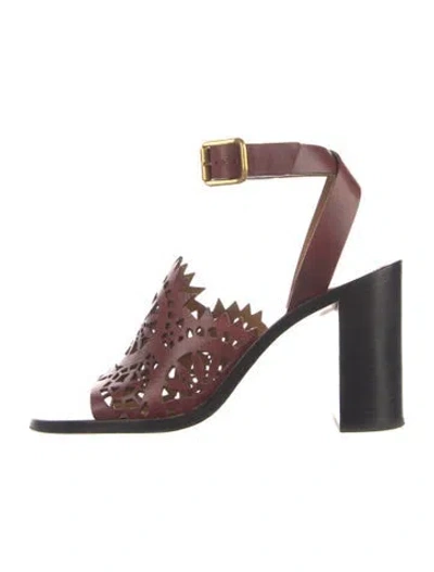 Pre-owned Chloé Leather Lasercut Accents Sandals In Burgundy