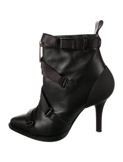 Pre-owned Chloé Leather Moto Boots In Black