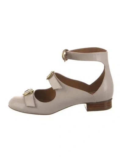 Pre-owned Chloé Leather Mules In Neutral