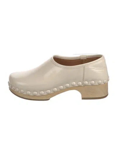 Pre-owned Chloé Leather Mules In Neutrals