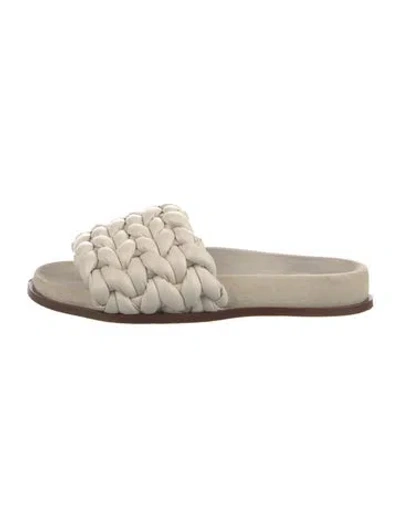 Pre-owned Chloé Leather Patterned Slippers In Neutral