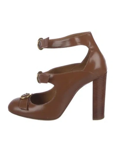 Pre-owned Chloé Leather Pumps In Brown