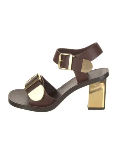 Pre-owned Chloé Leather Pumps In Brown