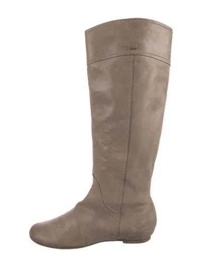 Pre-owned Chloé Leather Riding Boots In Neutral