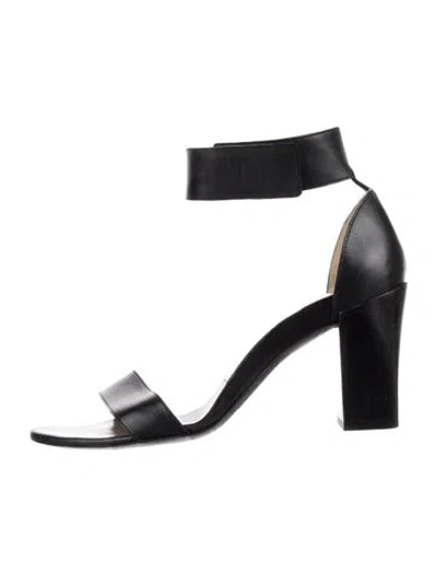 Pre-owned Chloé Leather Sandals In Black